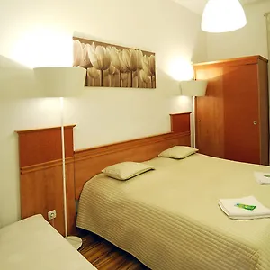 https://hostel-praha.praguehotelsweb.com